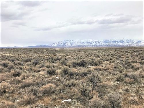 Peaceful Location Near Mountains : River Ranch : Elko County : Nevada