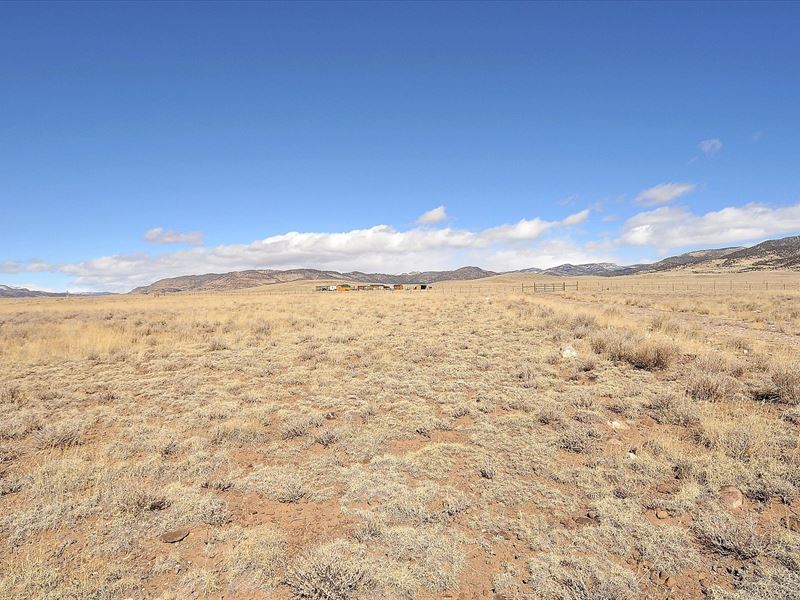 Base Camp Property, Views : Saguache : Saguache County : Colorado