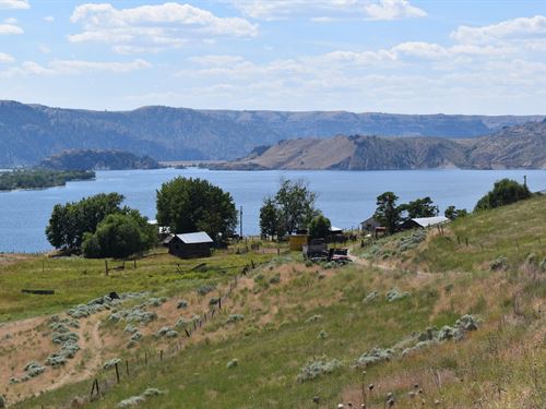 Lake Roosevelt Retreat : Keller : Ferry County : Washington