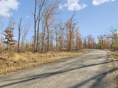 8.820 ac in Maury County, TN : Santa Fe : Maury County : Tennessee