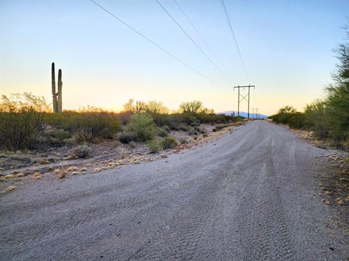 Desert Vibe in Pinal with Power : Tucson : Pinal County : Arizona