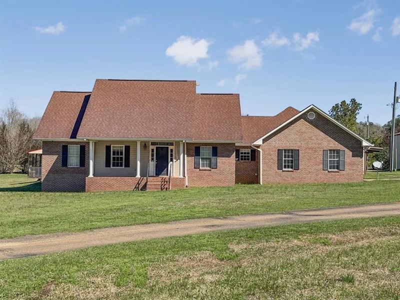 Country Home for Sale on 5.82 Acre : Summit : Pike County : Mississippi