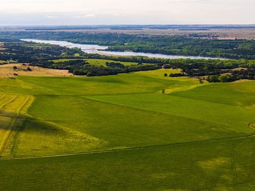 Niobrara River Bugles And Bucks : Springview : Keya Paha County : Nebraska