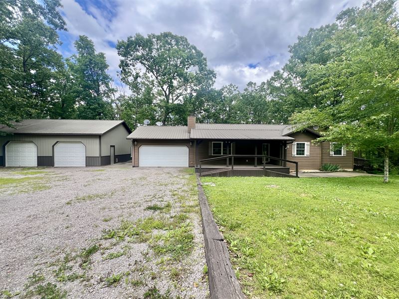 Lovely Home on 6.29 Acres : Perryville : Perry County : Missouri