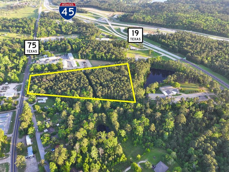9.22 Acres, State Highway 75 South : Huntsville : Walker County : Texas