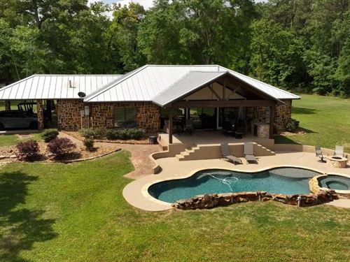 Ravenswood : Montgomery : Texas