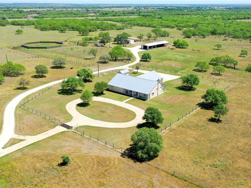 120+ Acres of Serene Country Life : Cost : Gonzales County : Texas