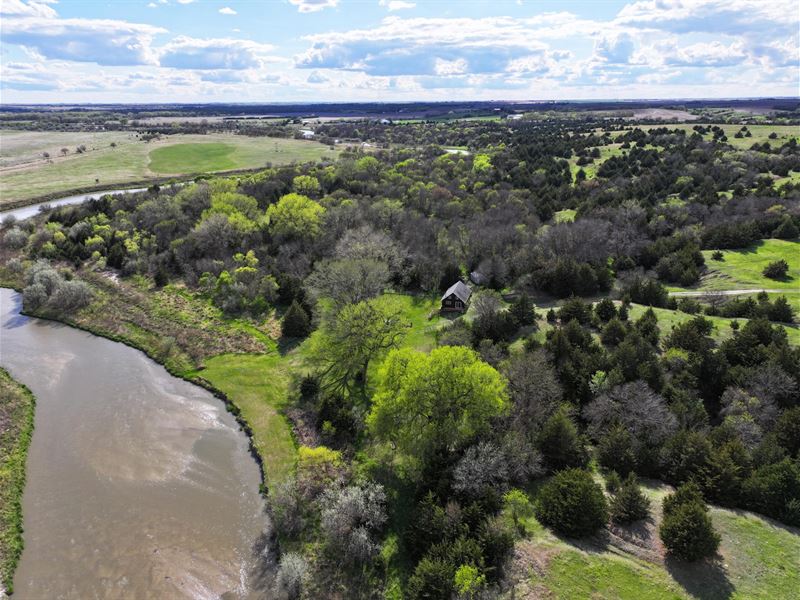 146 Acres, Buffalo County : Pleasanton : Buffalo County : Nebraska