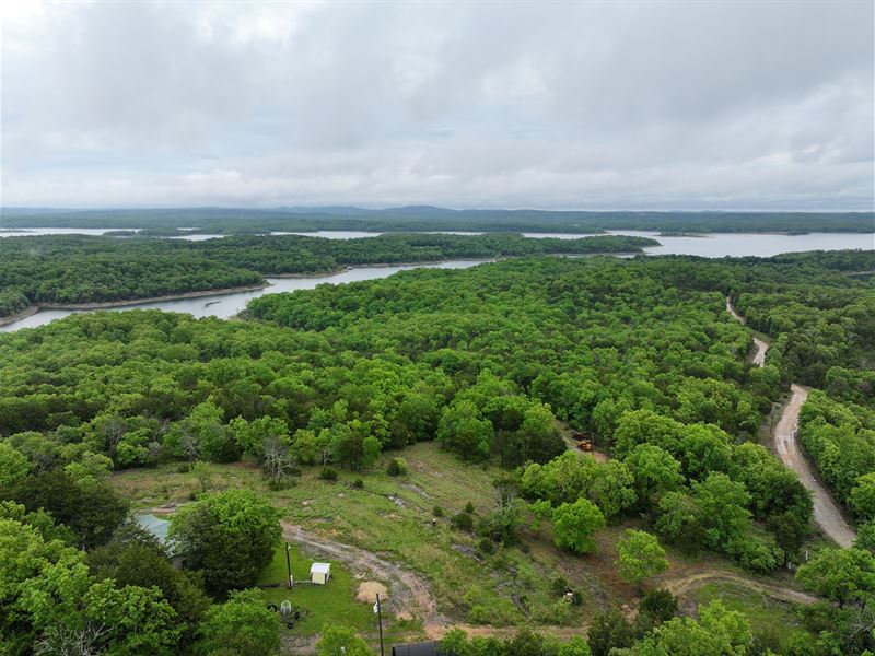 Secluded Bull Shoals Lakeview Home : Theodosia : Marion County : Missouri