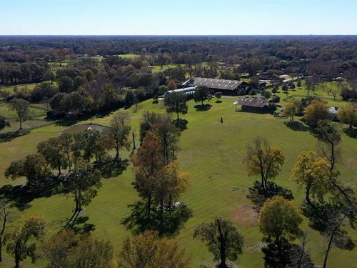 100 Acre Equestrian Center in Lafay : Carencro : Lafayette Parish : Louisiana