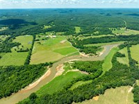 200 Acres, Strawberry River Fro : Poughkeepsie : Sharp County : Arkansas