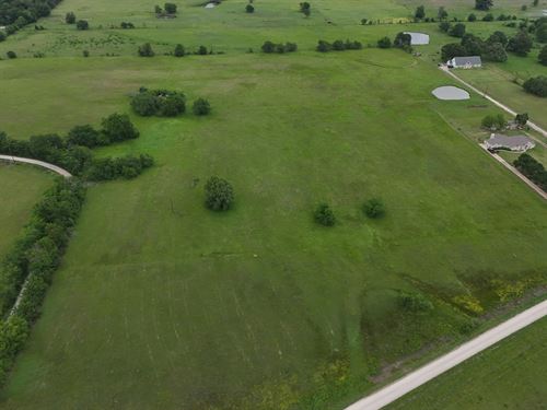 Country Acreage with No Restriction : Deport : Red River County : Texas