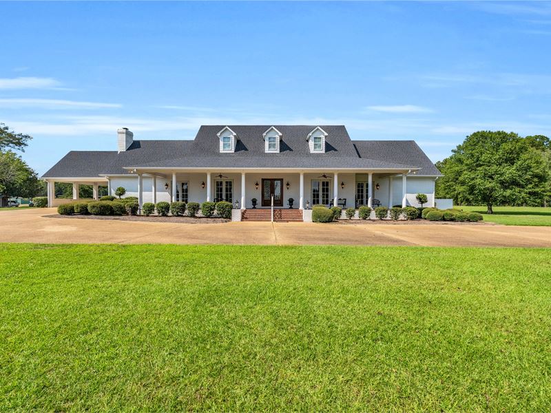 200 Acres with a Home, Lodge : Columbus : Lowndes County : Mississippi