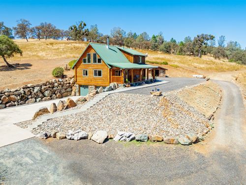 Sierra Vista Retreat : Coulterville : Mariposa County : California