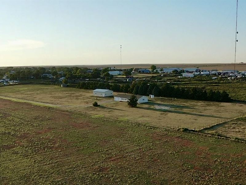 918 East Third Street : Sharon Springs : Wallace County : Kansas