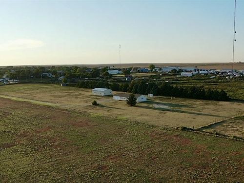 918 East Third Street : Sharon Springs : Wallace County : Kansas