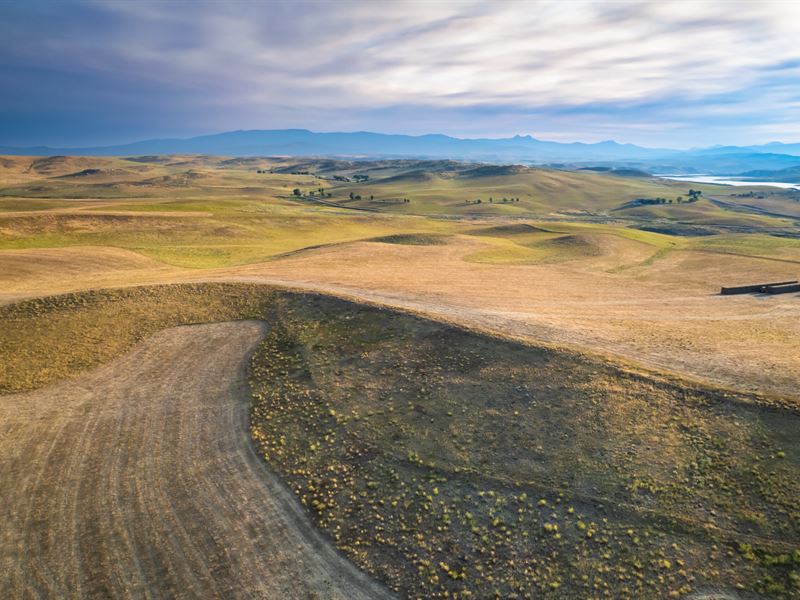 Lake Shadow Ranch Tract 2 : Craig : Moffat County : Colorado