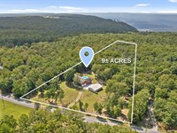 Upgraded Classic, Singe Level Home : Menlo : Dade County : Georgia
