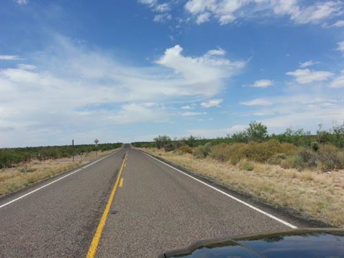 80 Acs Only 4 Miles From Paved Hwy : Sierra Blanca : Hudspeth County : Texas