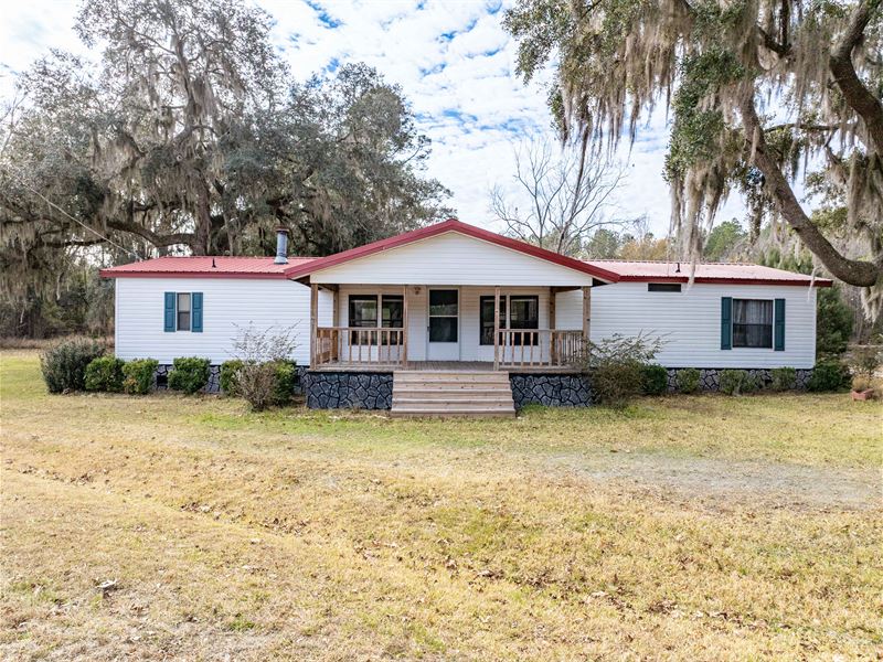 Set On 6 Acres Of Unrestricted Land : Lake City : Columbia County : Florida