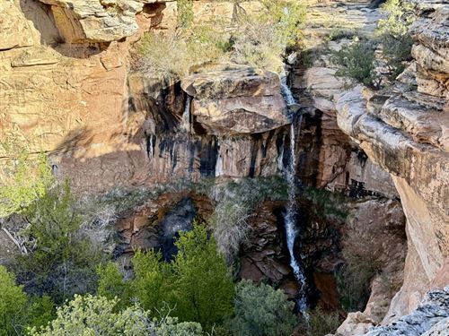 Twin Falls Red Rock Retreat : Bedrock : Montrose County : Colorado