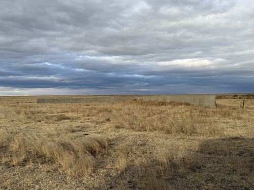 Cheyenne County Ranch, 26007 : Wild Horse : Kit Carson County : Colorado