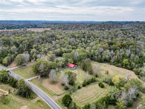 Country Haven on 198 Acres : Columbia : Maury County : Tennessee