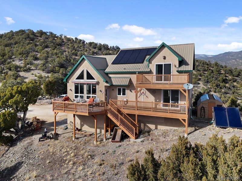 Spacious Mountain Retreat : Coledale : Fremont County : Colorado