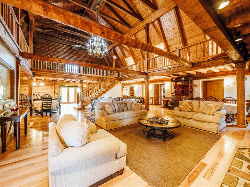 Cedar Stone Lodge : Eminence : Shannon County : Missouri