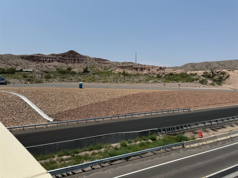 Gateway Commercial Opportunity : Williamsburg : Sierra County : New Mexico