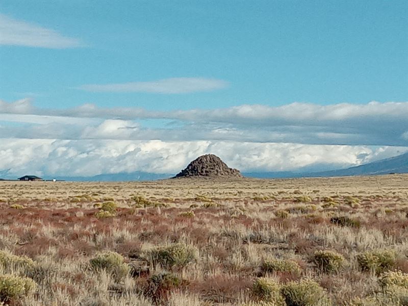 Blanca, CO Mountain and Rock Views : Blanca : Costilla County : Colorado