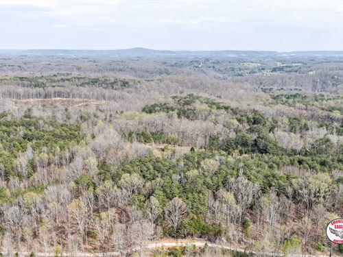 61 +/- Acres : Sparta : White County : Tennessee
