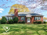 14+ Acre Mini Farm with Brick Home : Gaffney : Cherokee County : South Carolina