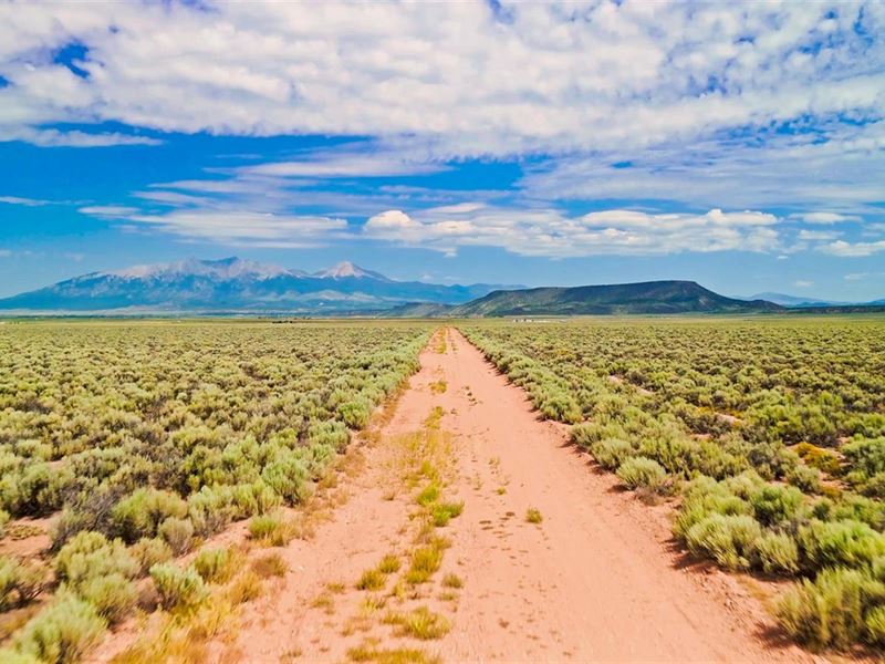 Privacy, Price, Possibility : San Luis : Costilla County : Colorado