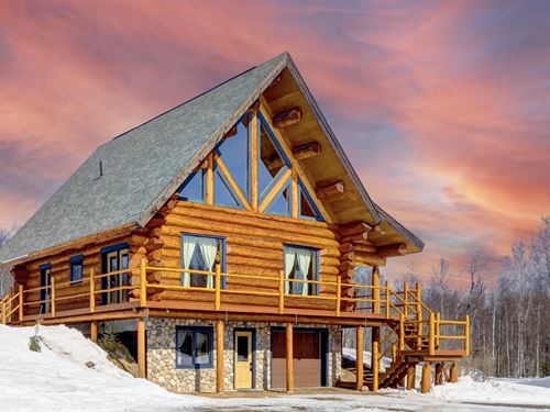 North Star Homestead : Talkeetna : Matanuska-Susitna Borough : Alaska