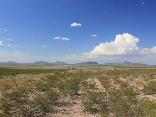 20 Acs., Mountains Only $289/Mo : Sierra Blanca : Hudspeth County : Texas