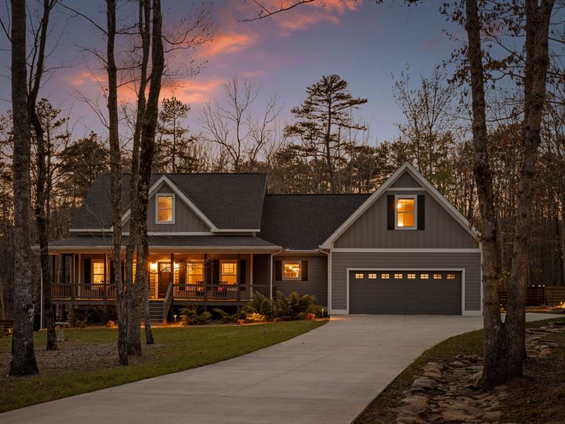 East TN Finery with Gardens and Adu : Signal Mountain : Sequatchie County : Tennessee