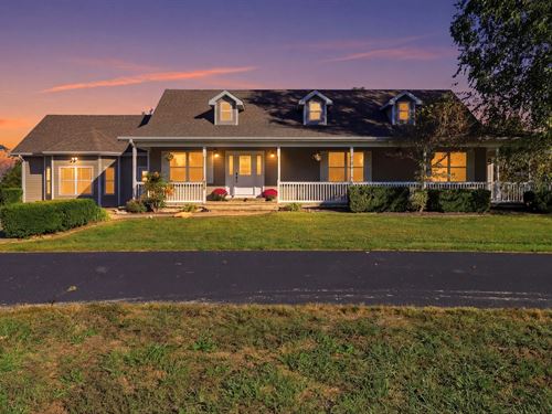 Private Ozarks Retreat : Thayer : Oregon County : Missouri