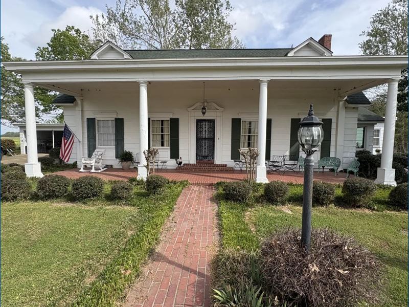 12.6 Acres with a Home in Tallahatc : Tutwiler : Tallahatchie County : Mississippi