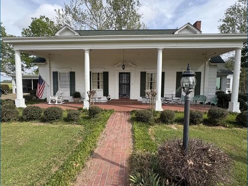 12.6 Acres With a Home in Tallahatc : Tutwiler : Tallahatchie County : Mississippi