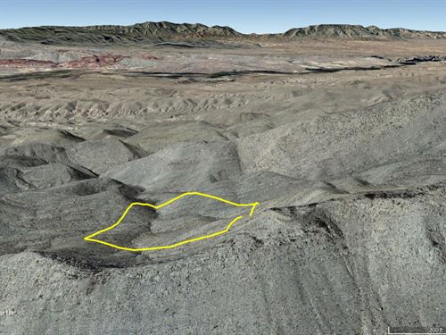 Mountain Land in West Texas : Sierra Blanca : Hudspeth County : Texas