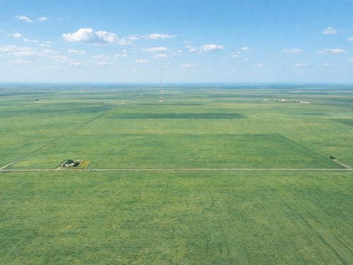 Beautiful Unrestricted Land : Corpus Christi : Nueces County : Texas