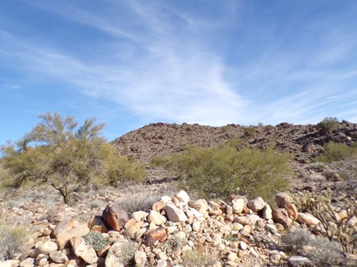 8.43 Acres Power Nearby & Easy : Yucca : Mohave County : Arizona