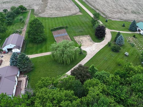 Charming Hobby Farm : Hillpoint : Sauk County : Wisconsin