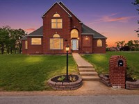Golf Course Community Home : West Plains : Howell County : Missouri