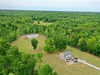 Hilltop Farm & Home : Florence : Lauderdale County : Alabama
