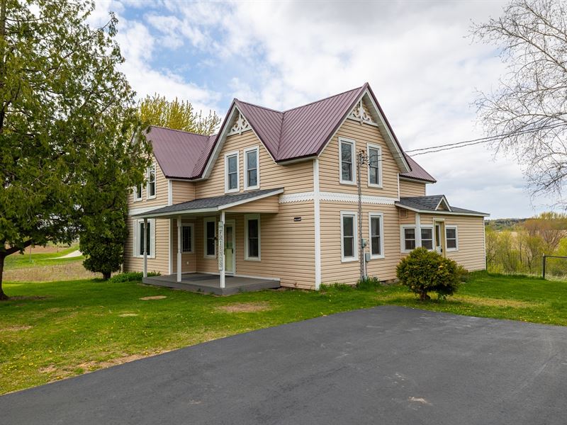 12 Acres, Home Buffalo County : Mondovi : Buffalo County : Wisconsin