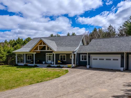 Private Home on 10 AC : Newbold : Oneida County : Wisconsin