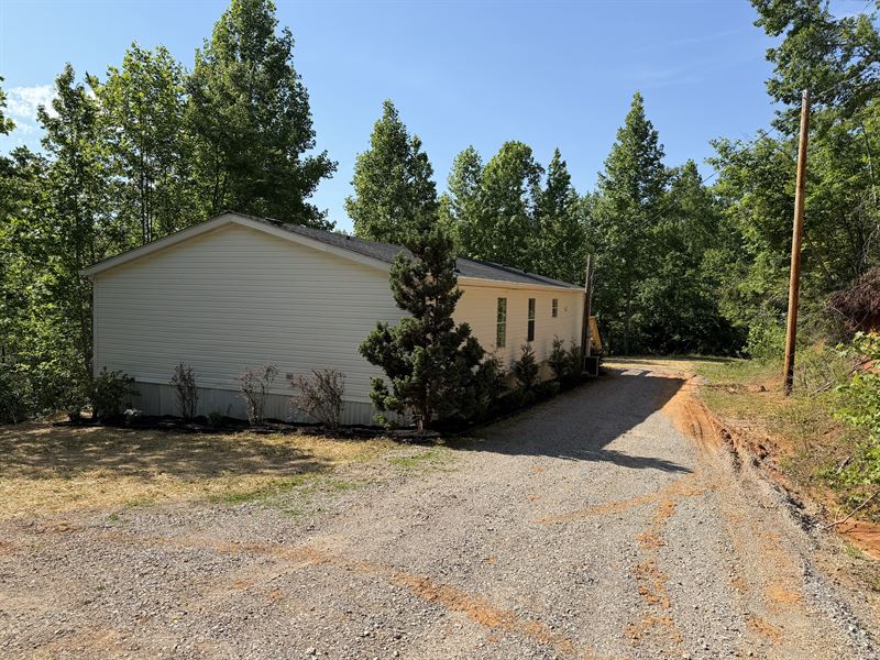 Country Home in TN , 5.05Ac : Savannah : Hardin County : Tennessee