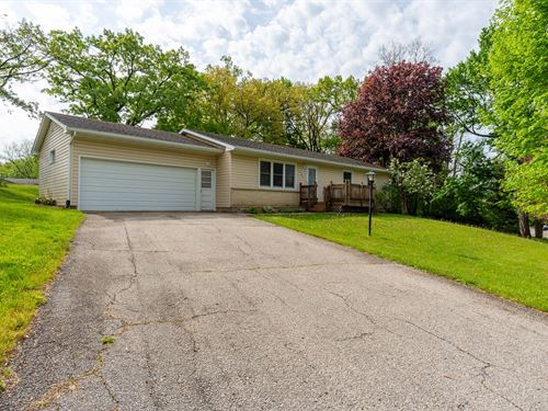 .48 Acre, Home Pepin County : Durand : Pepin County : Wisconsin